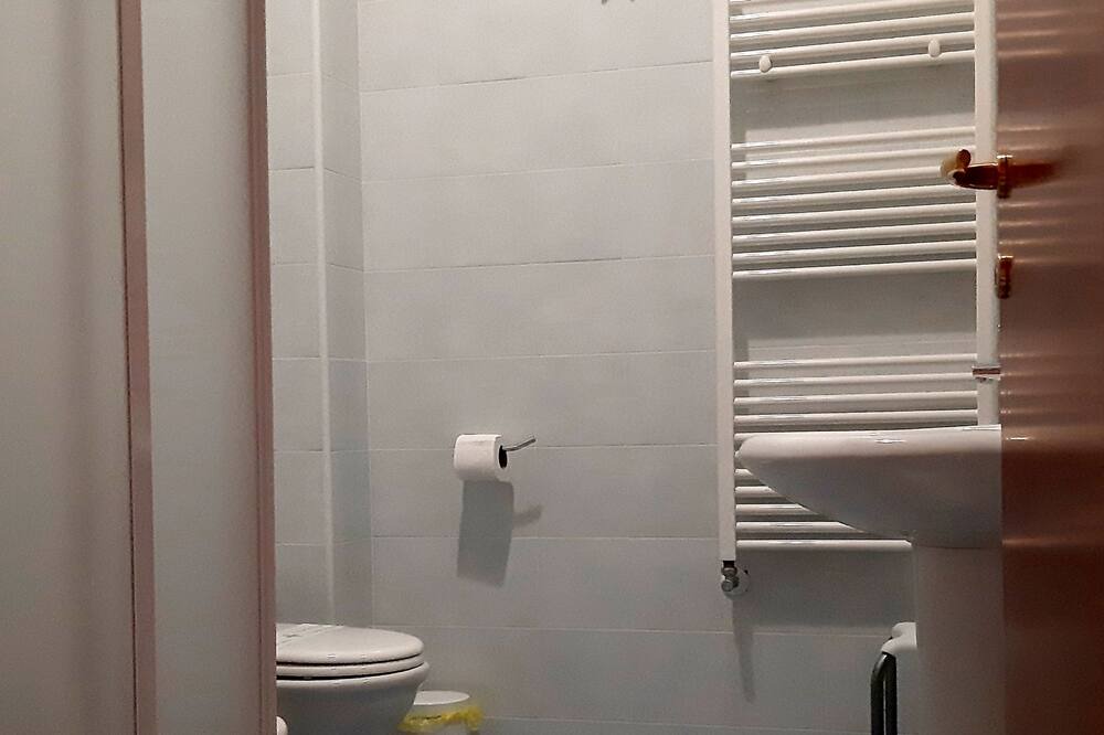 Photo of Bathroom in Leverano