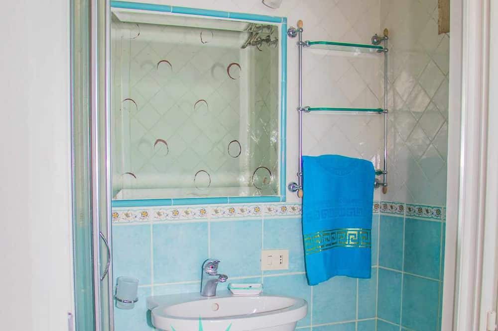 Photo of Bathroom in Le Forna