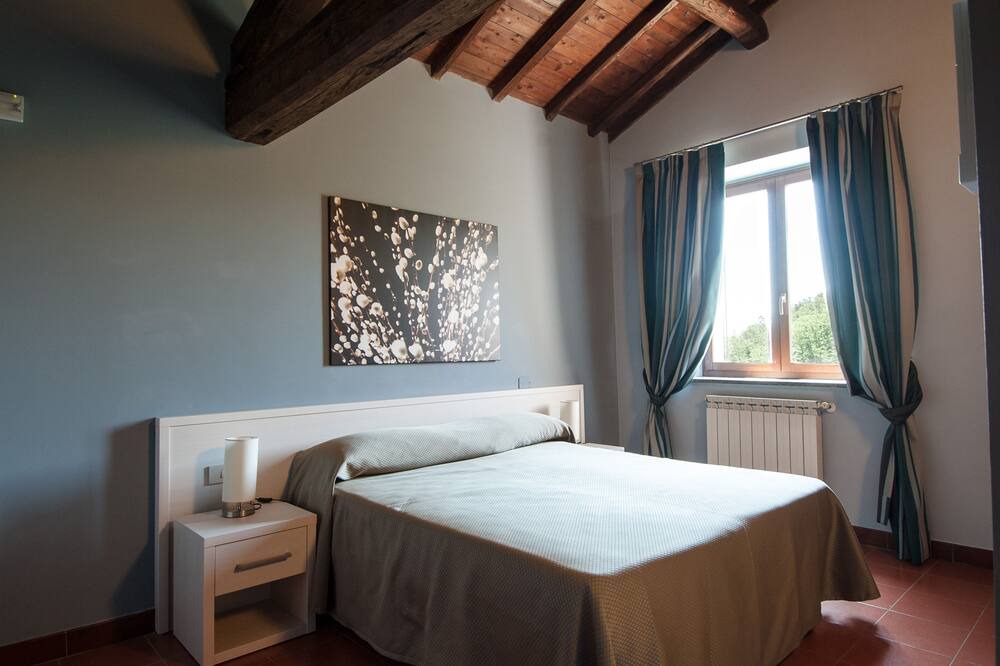 Photo of Bedroom in Capranica