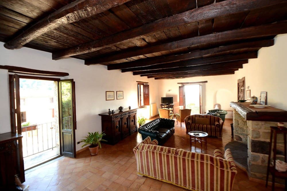 Photo of Livingroom in Ascea