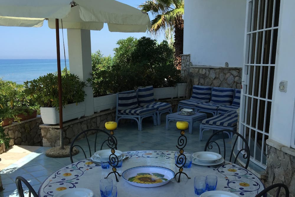 Photo of Patio Balcony in Latina Lido