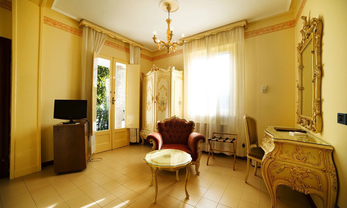 Photo of Others in Formia