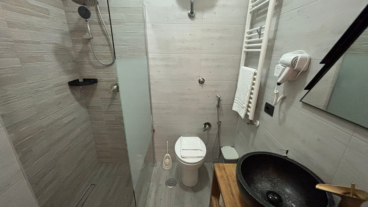 Photo of Bathroom in Esquilino
