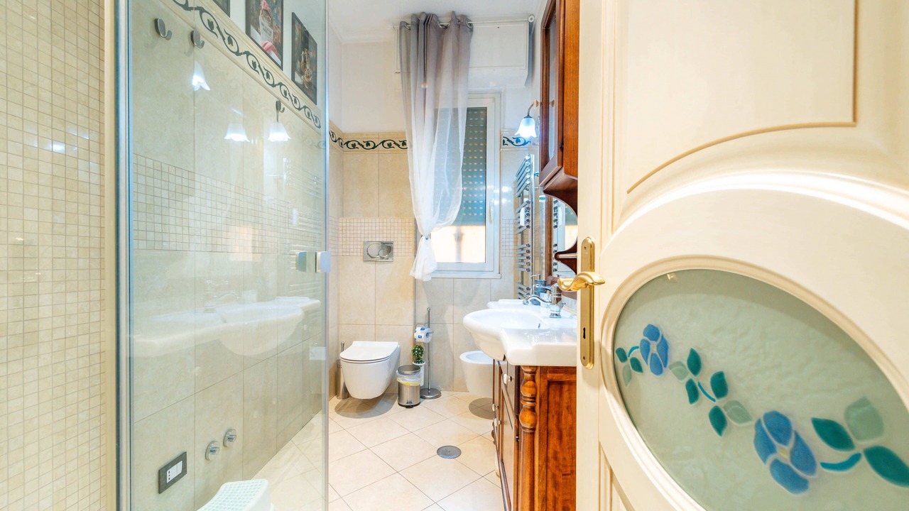 Photo of Bathroom in Cinecitta