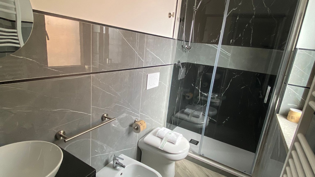 Photo of Bathroom in Universita
