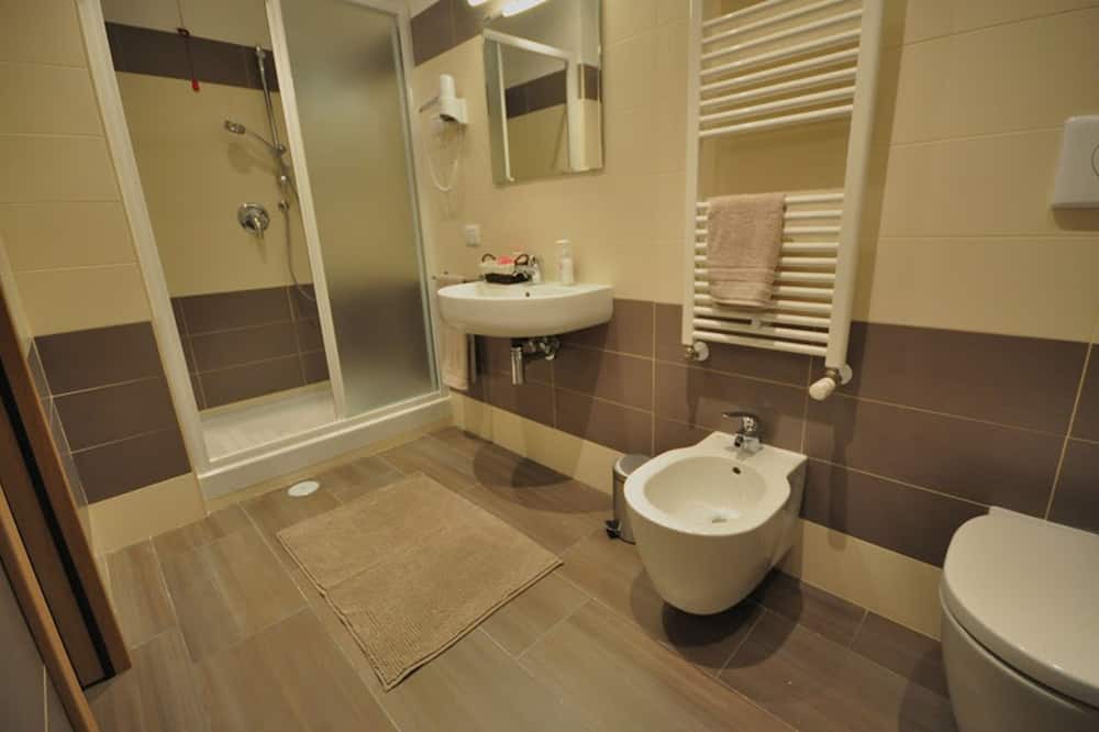 Photo of Bathroom in Zona XVI Torrenova