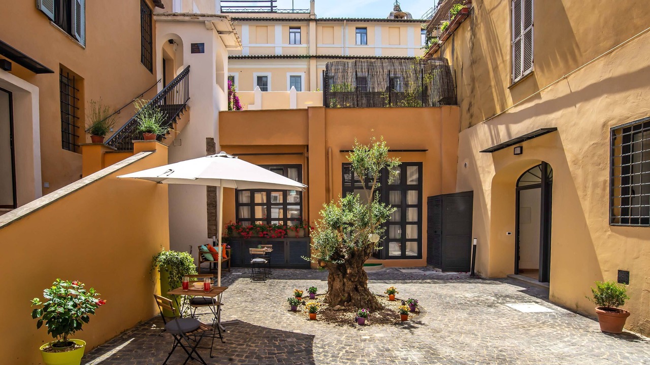 Photo of Outdoor in Rione VII Regola