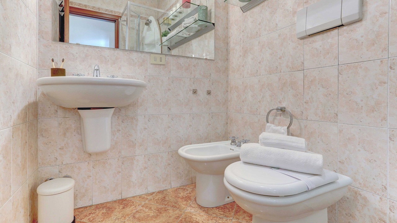 Photo of Bathroom in Monti