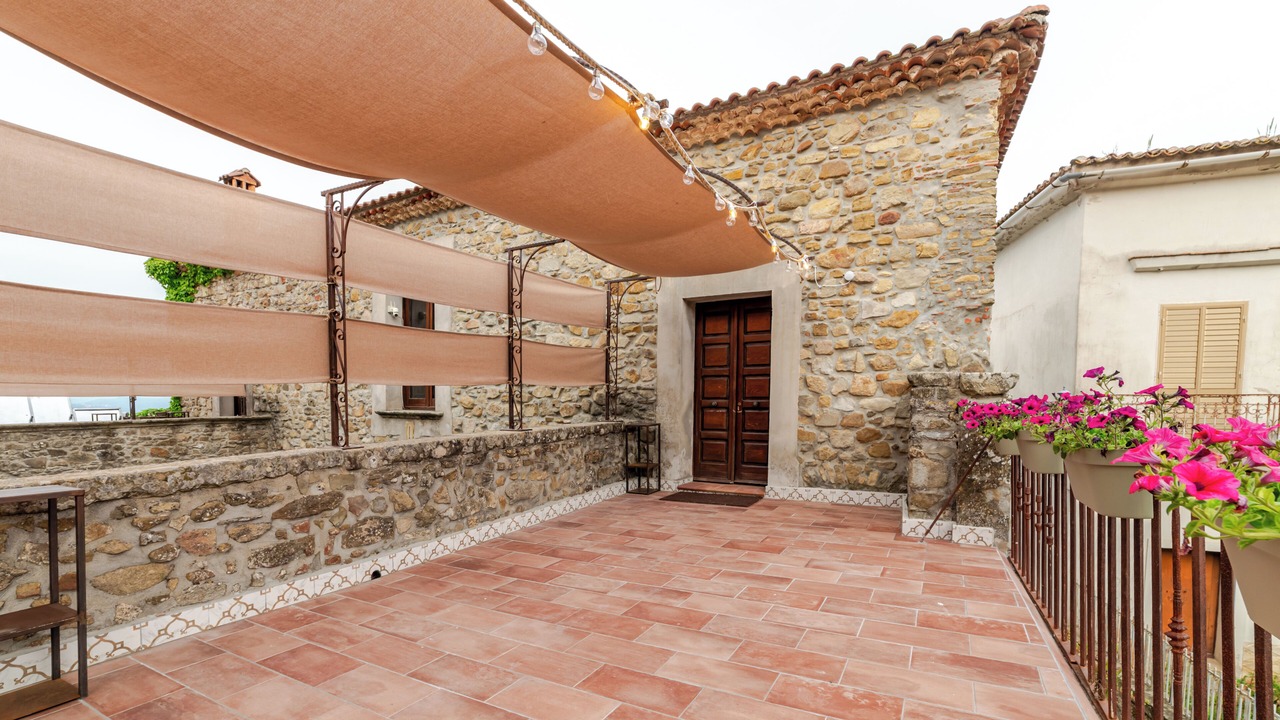 Photo of Patio Balcony in Stella Cilento