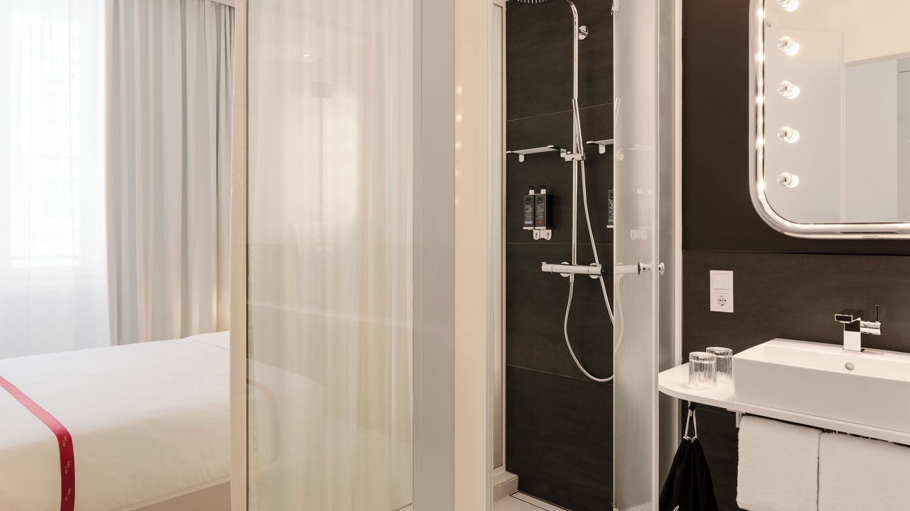 Photo of Bathroom in Repubblica