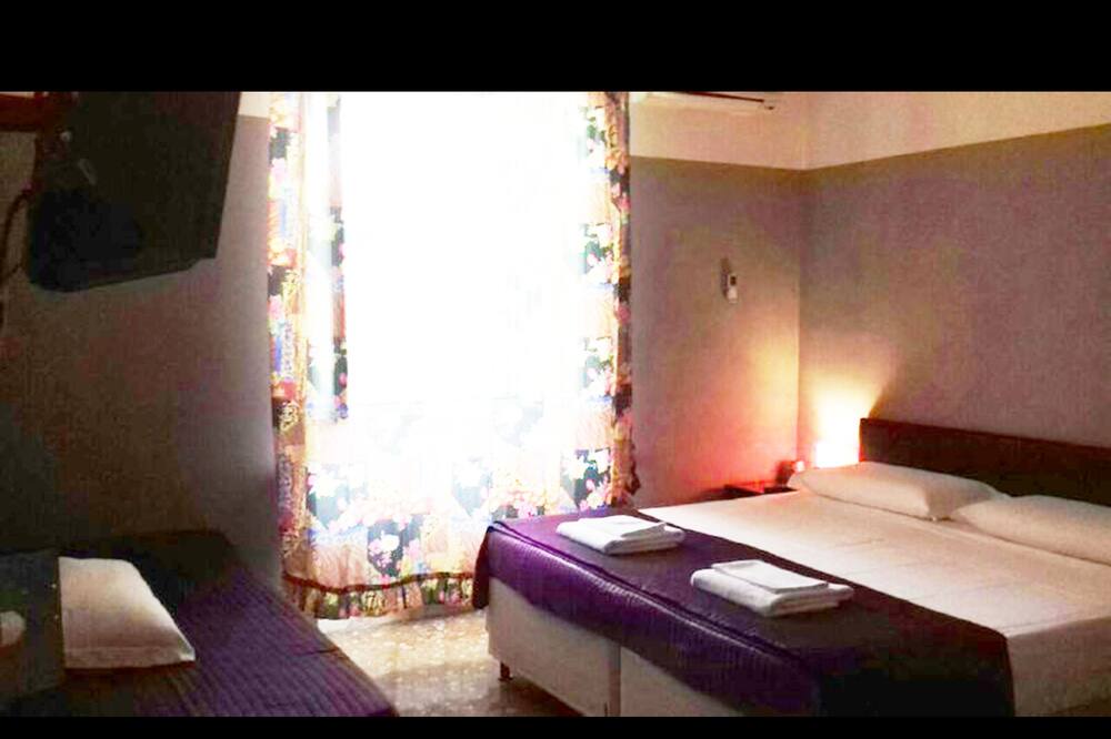 Photo of Bedroom in Quartiere XXIX Ponte Mammolo