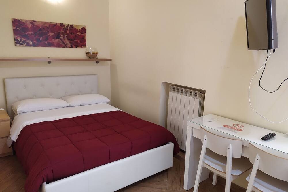 Photo of Bedroom in Quartiere XXIX Ponte Mammolo