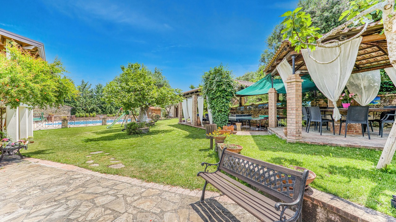 Photo of Patio Balcony in Casal Velino