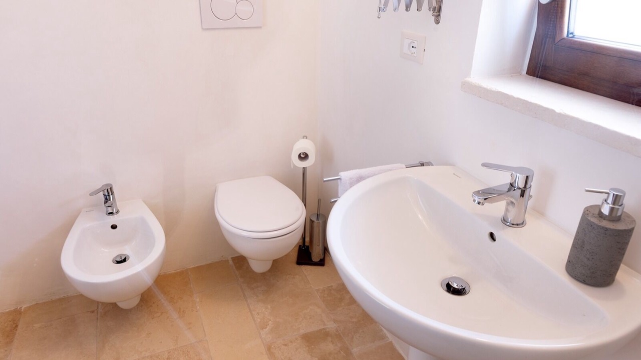 Photo of Bathroom in Noci