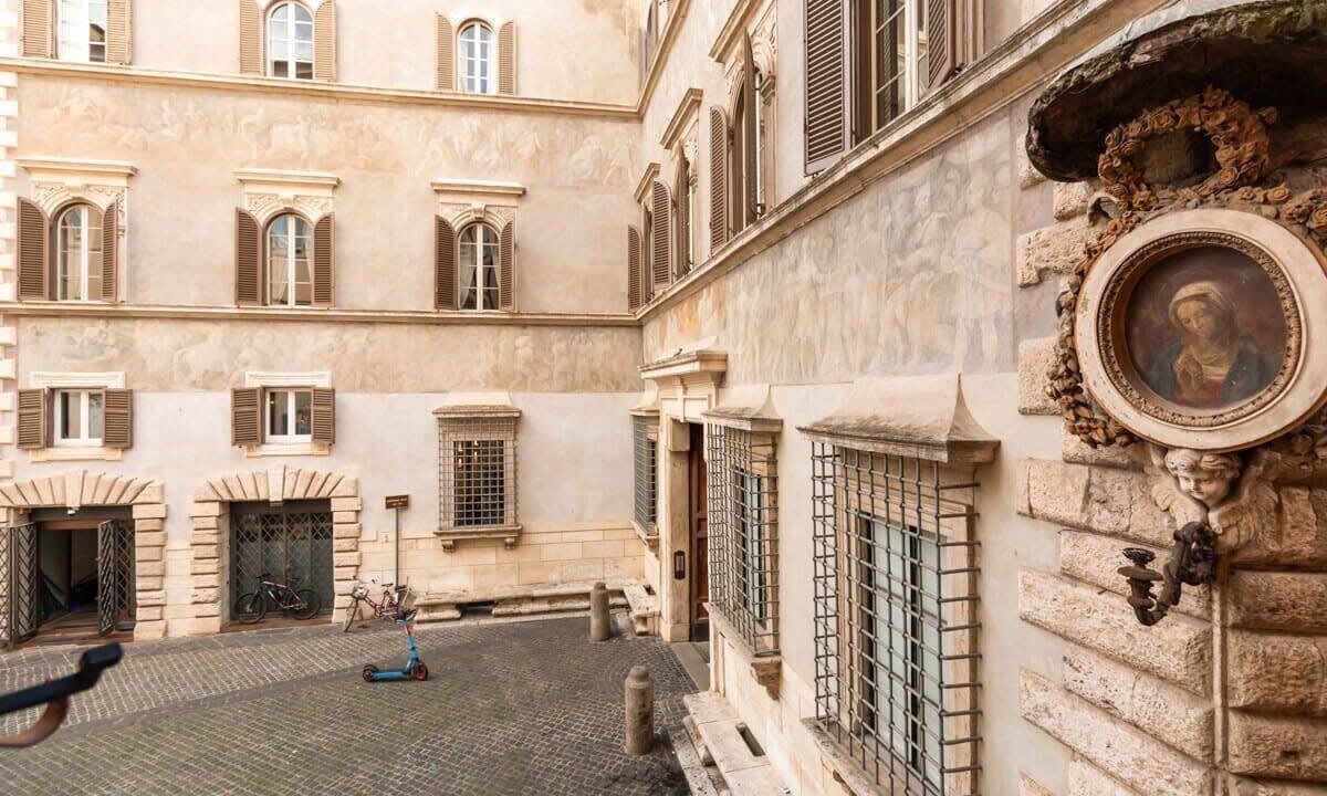 Photo of Outdoor in Rione VII Regola