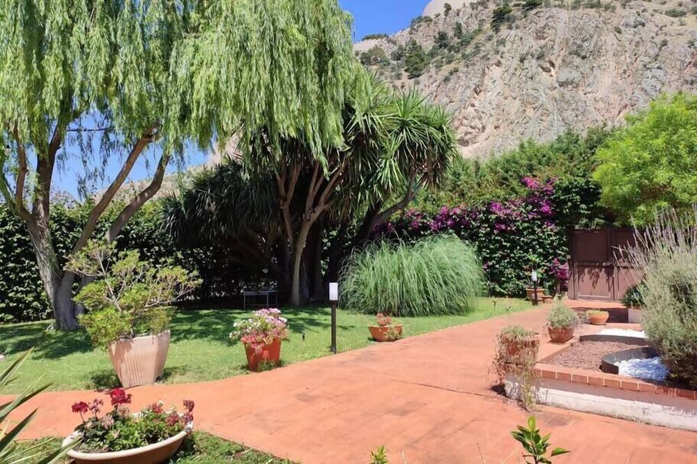 Photo of Outdoor in Quartiere XXIV Don Bosco
