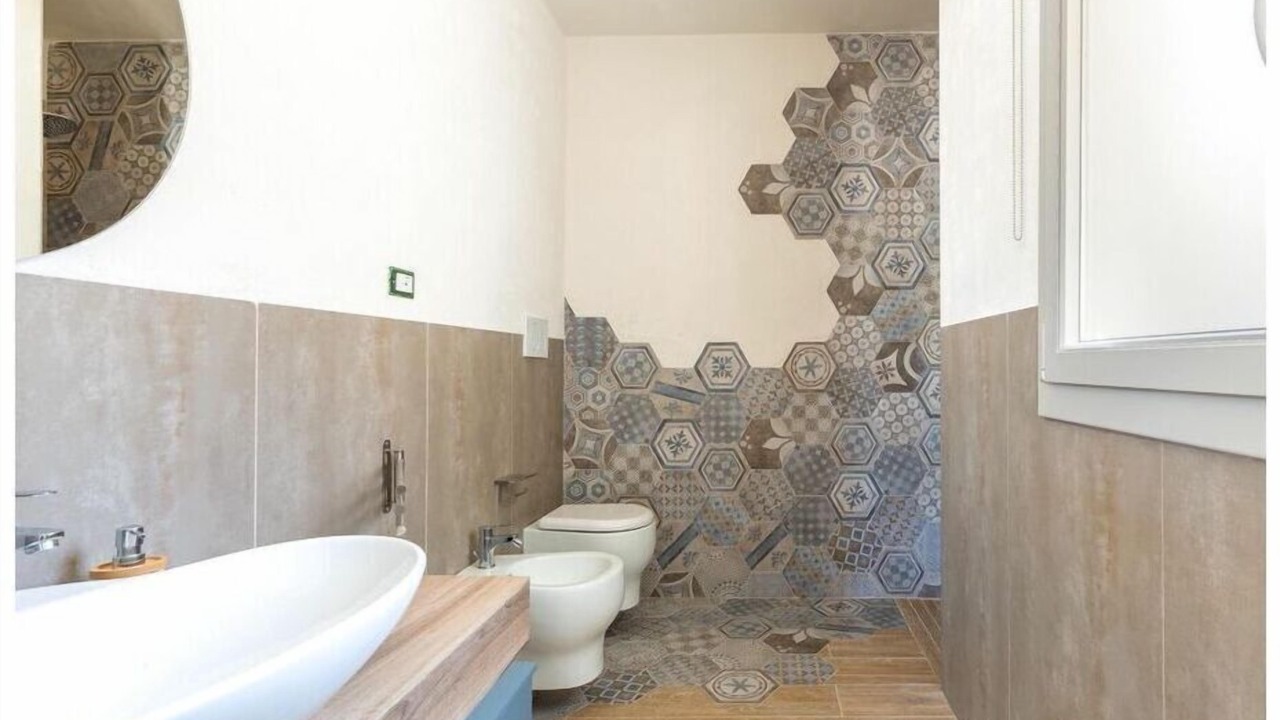 Photo of Bathroom in Avetrana