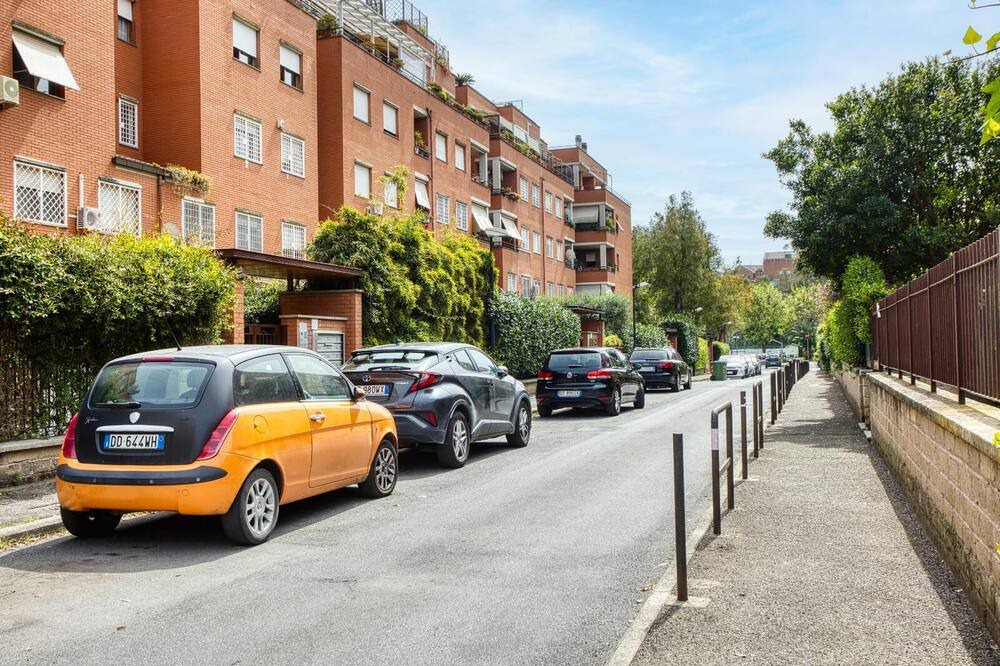 Photo of Outdoor in Zona XXIV Fonte Ostiense