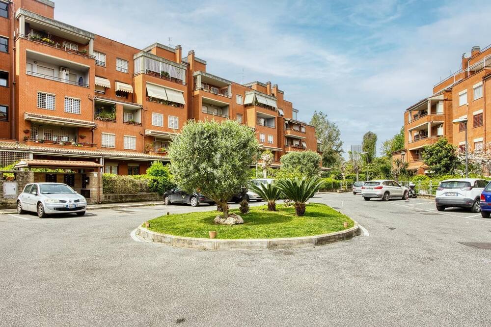 Photo of Outdoor in Zona XXIV Fonte Ostiense