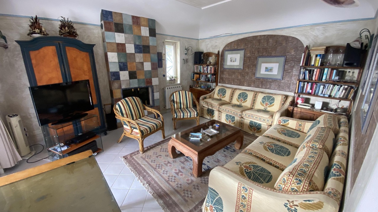 Photo of Livingroom in Le Forna