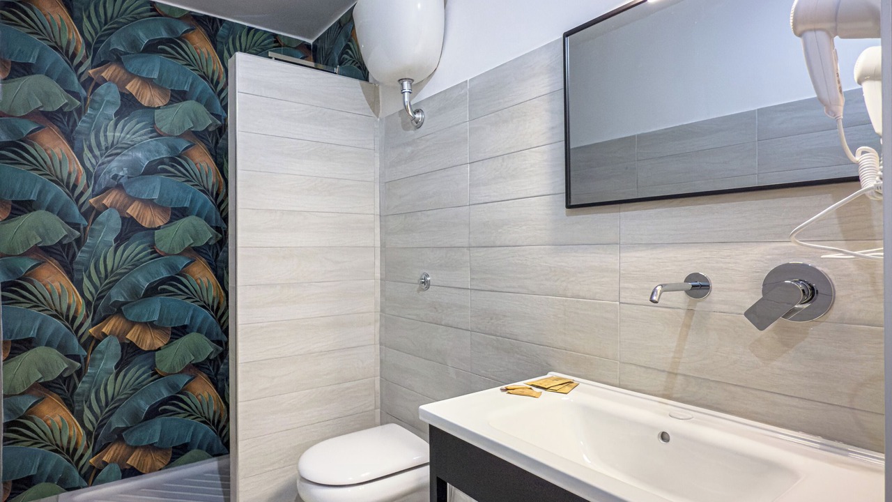 Photo of Bathroom in Rome City Centre