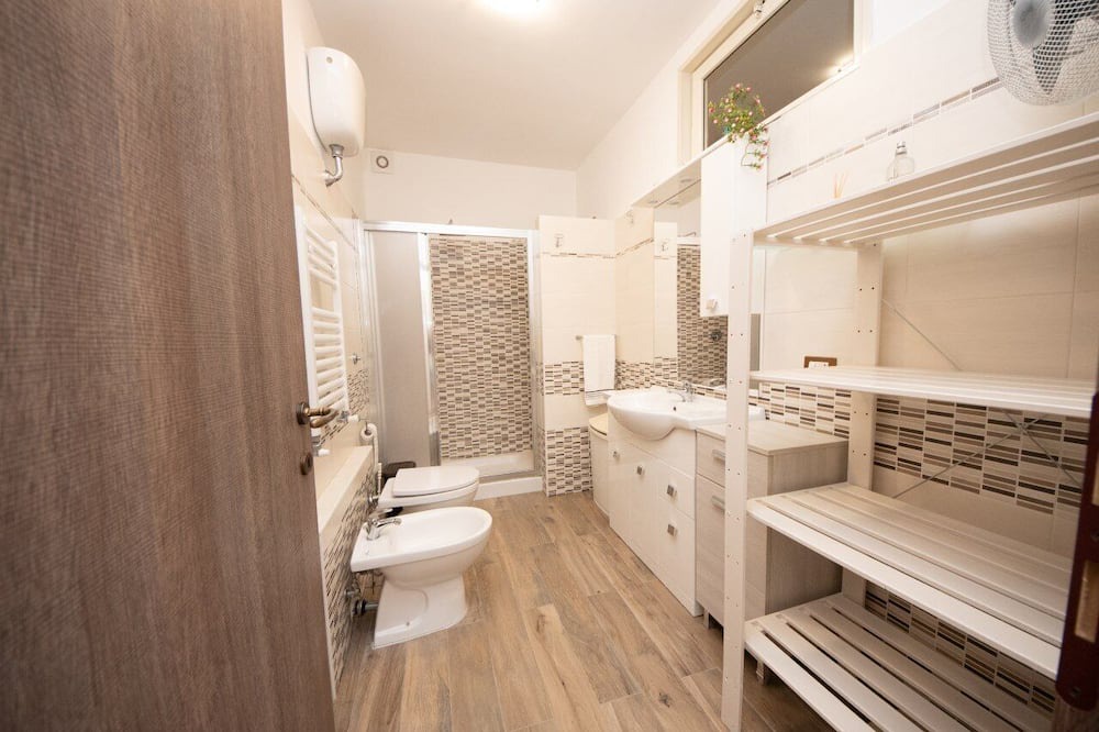Photo of Bathroom in Anzio