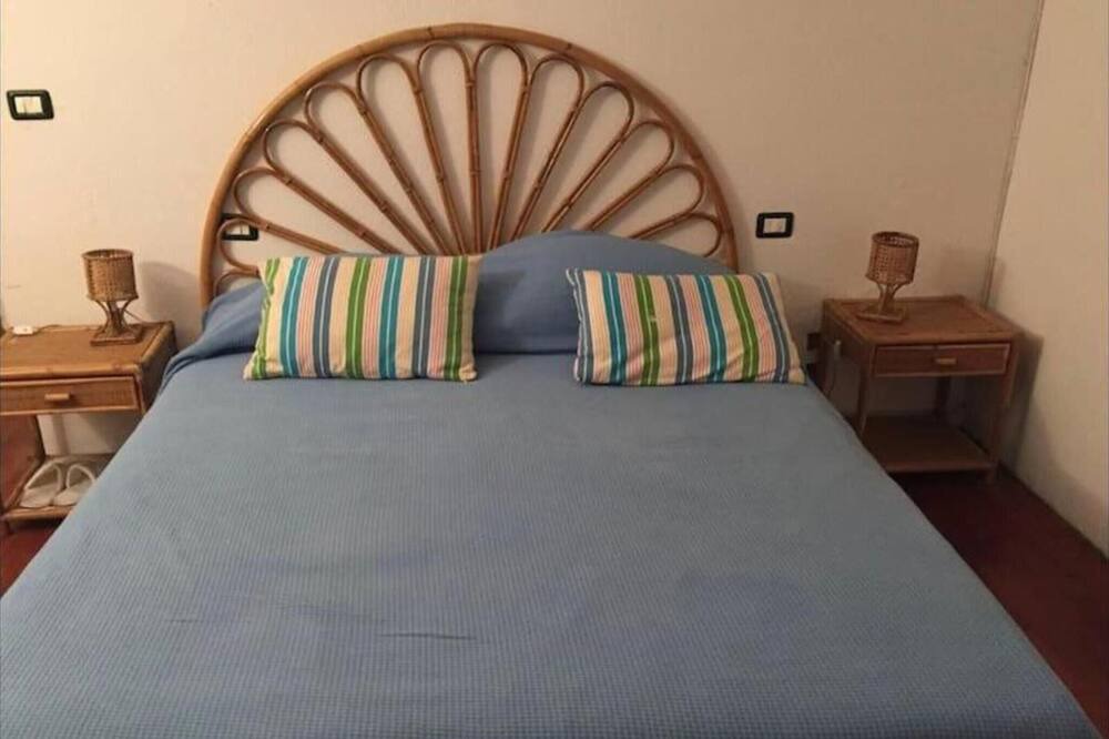 Photo of Bedroom in Leporano Marina