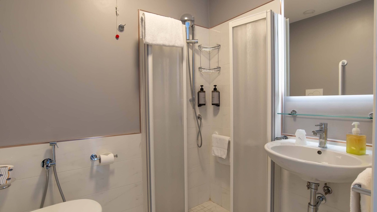 Photo of Bathroom in Nomentano