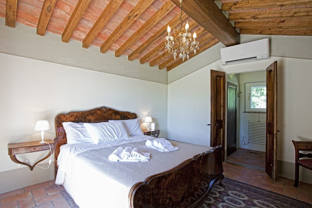Photo of Bedroom in San Pietro a Cegliolo