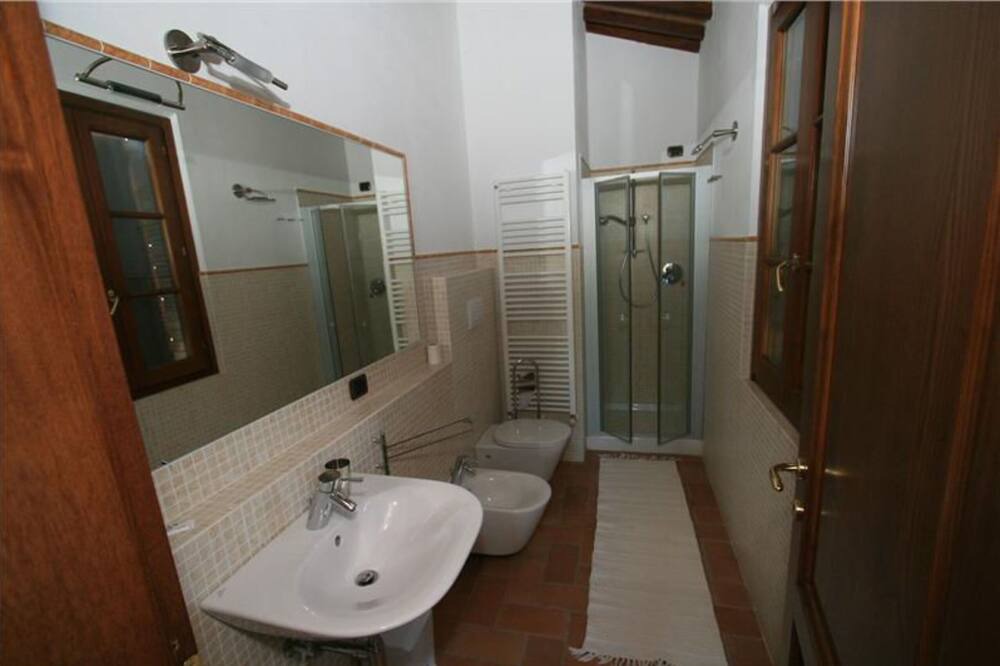 Photo of Bathroom in Chiusi