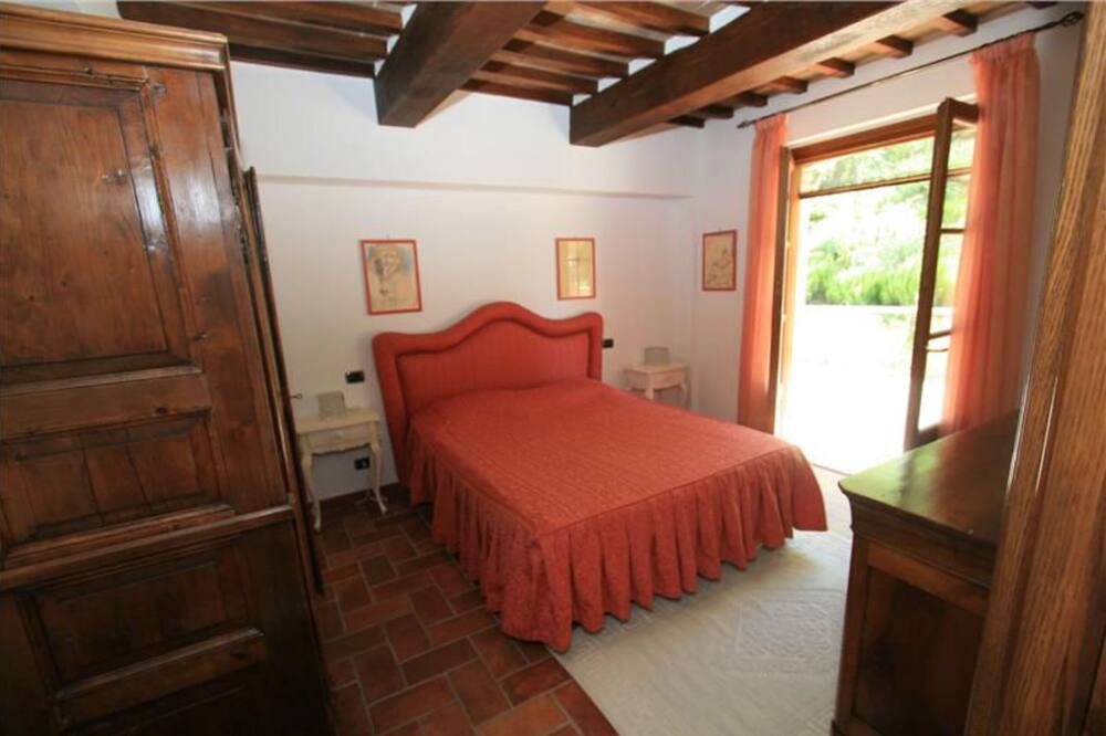 Photo of Bedroom in Chiusi