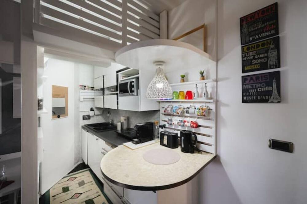 Photo of Kitchen in Zona XXXIII Acilia Sud