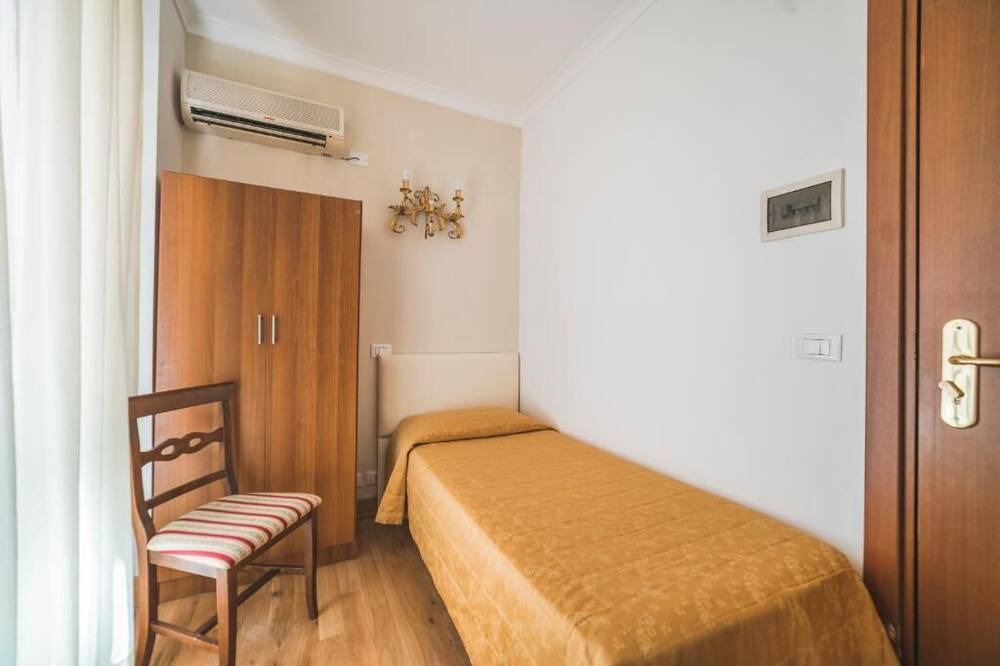Photo of Bedroom in Nomentano