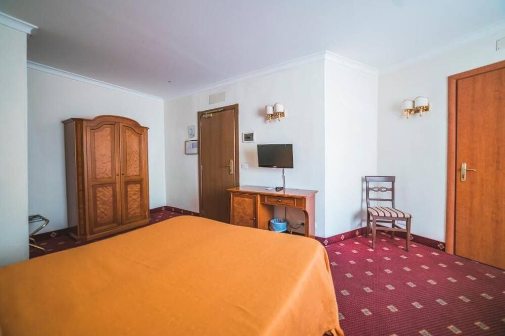 Photo of Bedroom in Nomentano