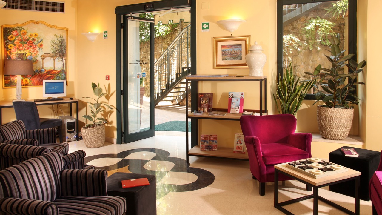 Photo of Livingroom in Quartiere XIII Aurelio