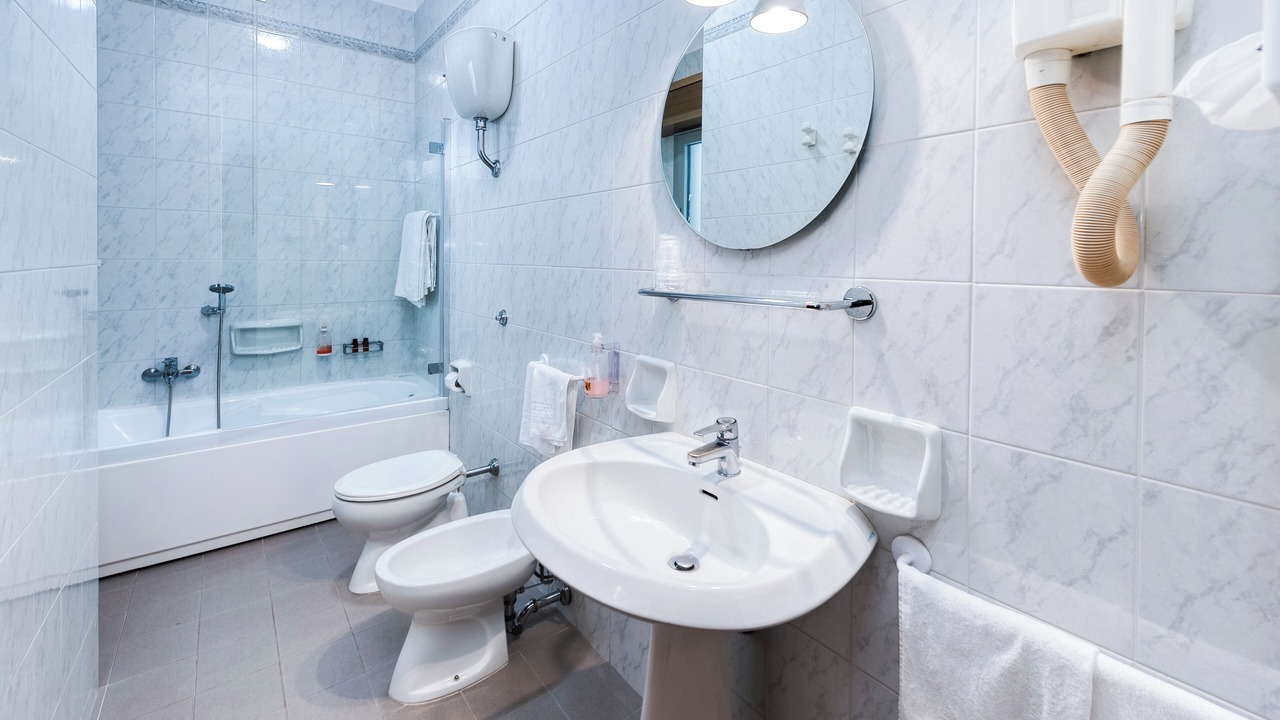 Photo of Bathroom in Brindisi Histotic Center