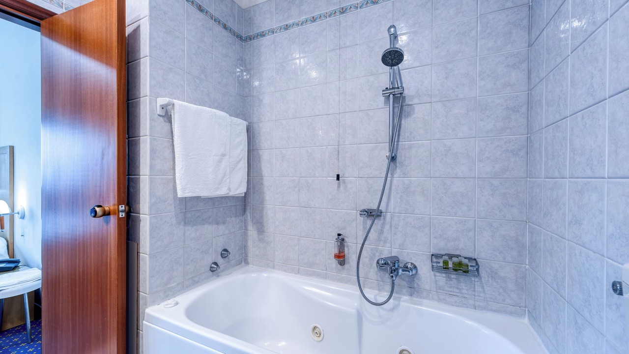 Photo of Bathroom in Brindisi Histotic Center