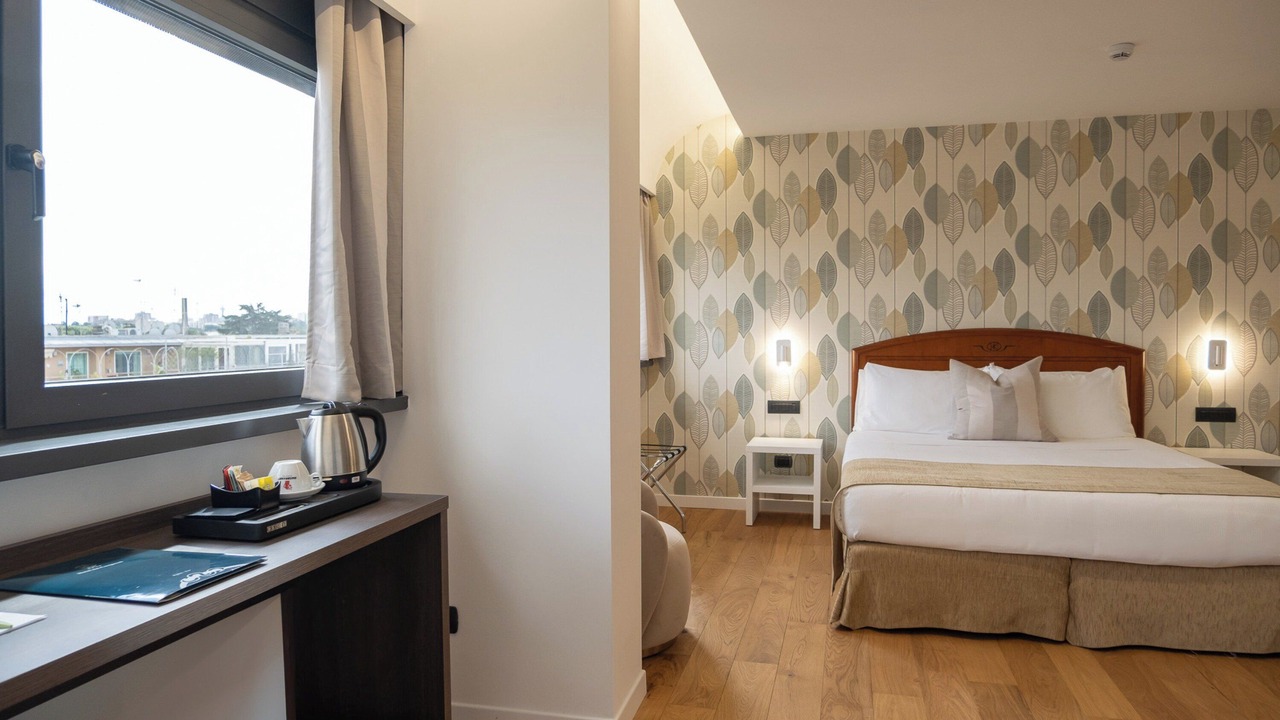 Photo of Bedroom in EUR