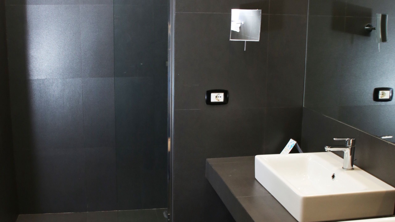 Photo of Bathroom in Aurelio