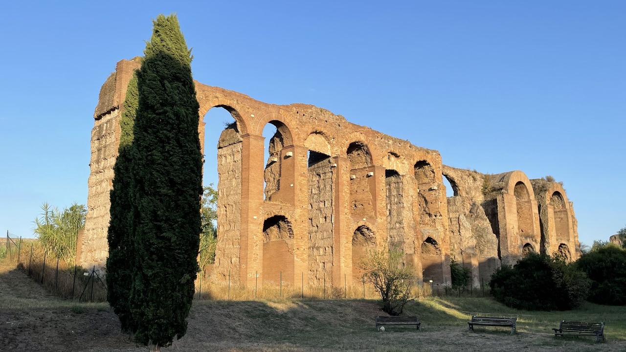 Photo of Buildings in Cinecitta