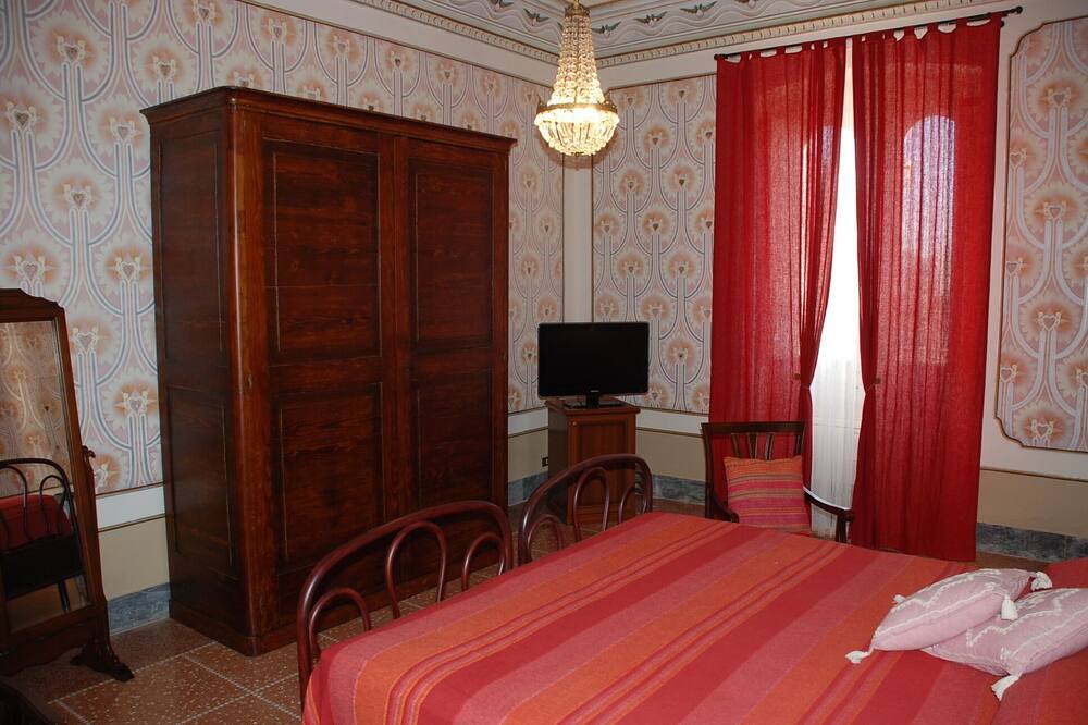 Photo of Bedroom in Alezio