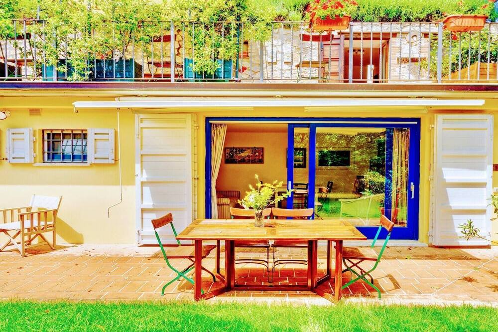 Photo of Outdoor in Strettura