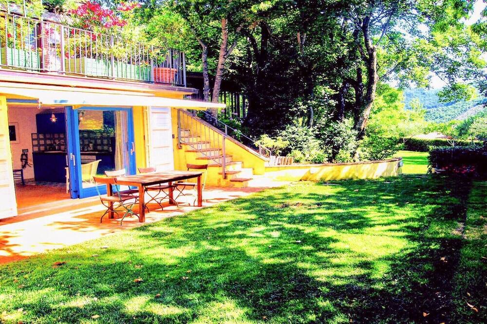 Photo of Outdoor in Strettura