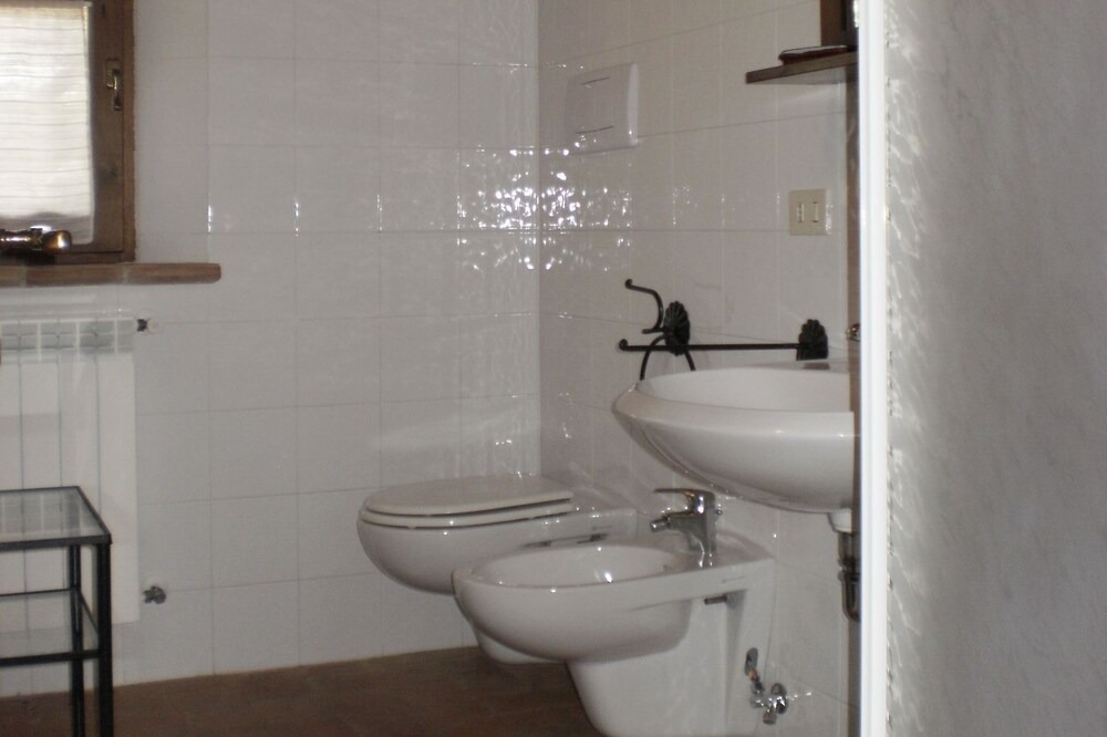 Photo of Bathroom in Castell'Azzara