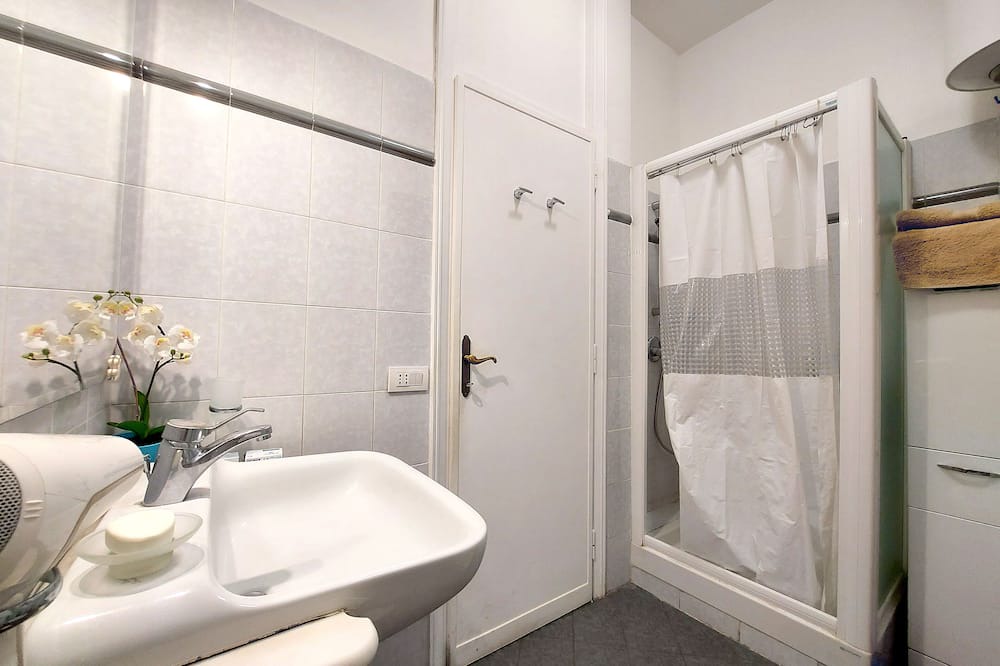 Photo of Bathroom in Tor di Quinto