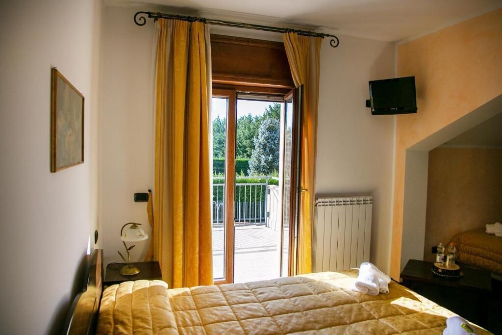 Photo of Bedroom in Castel di Sangro