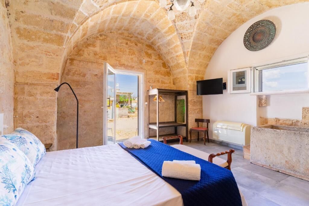Photo of Bedroom in Baia Verde