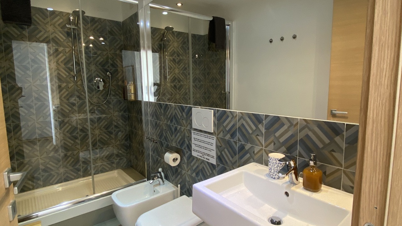 Photo of Bathroom in Civitavecchia