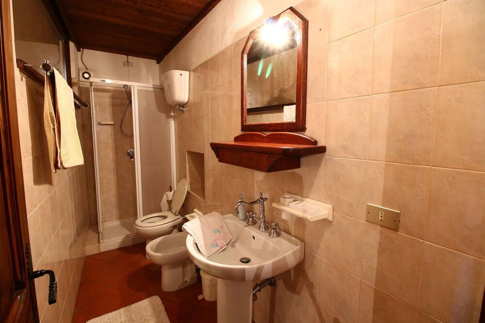 Photo of Bathroom in Barattano