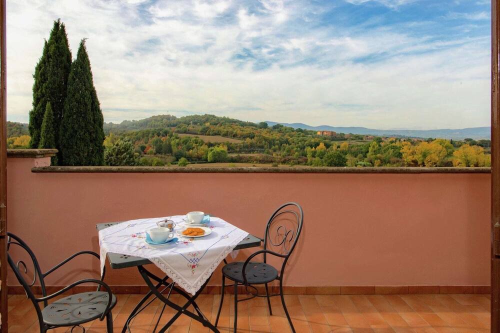 Photo of Patio Balcony in Popoltaio-Schiacciato